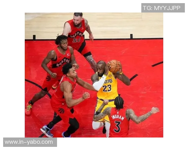 夸梅称赞詹姆斯队友实力质疑乔丹时代是否有双30分搭档